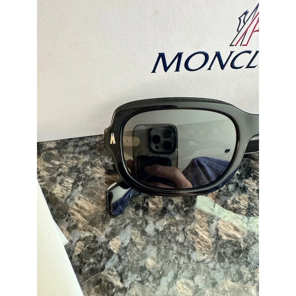 Moncler‎ Suntrap ML6008 Sunglasses Black Grey Rectangular Made in Italy ML 6008